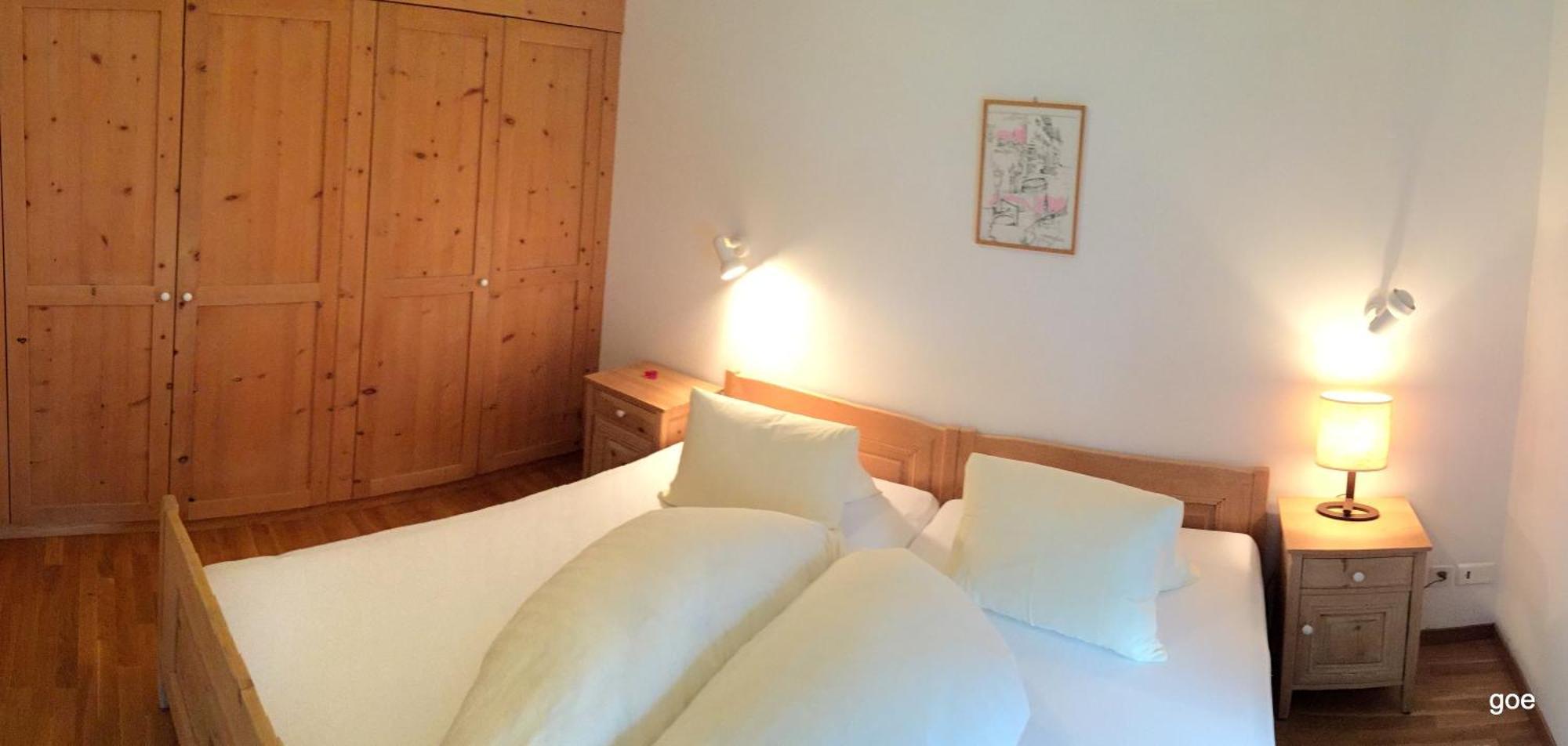 Hotel Chasa Sofia سكول الغرفة الصورة